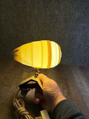 1930s Beehive Clamping Bullet Bakelite Bed Light Lamp Sconce w Pull Chain, Works